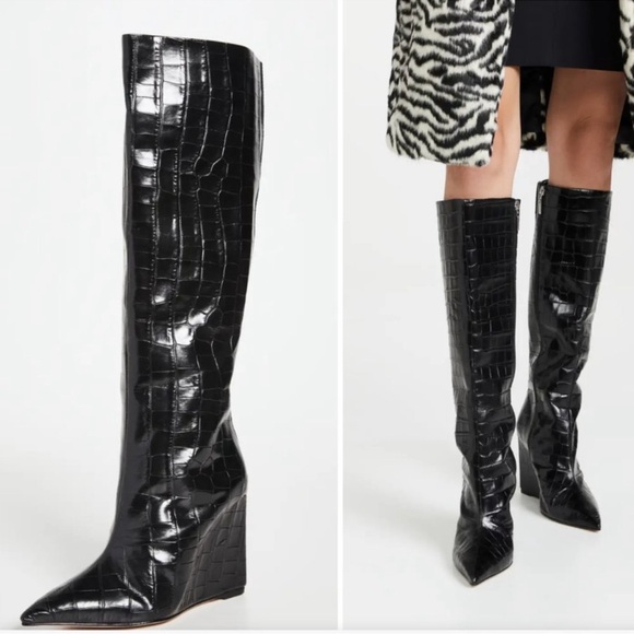 Stylish Black Croc-Embossed Knee-High Boots - Picture 4 of 9